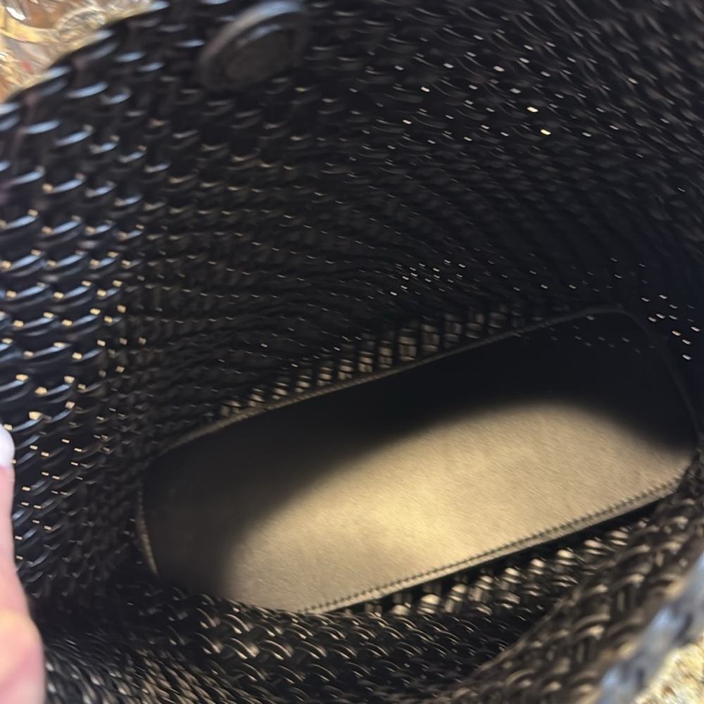 Bindya Black Woven Tote Bag with Pouch - Picture 5 of 10